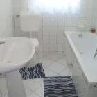 3 üzleti kép ALEX APARTMAN Parkolás ban/ben Gyömrő PE