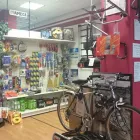 1 üzleti kép AMEGA STUDIO KFT Autó-, motorfelszerelés ban/ben Budapest