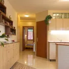 2 üzleti kép ASZTALOS BUDAPEST 16. Üzletek ban/ben - PE