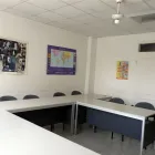 3 üzleti kép BILDUNG NYELVISKOLA OKTATÁSSZERVEZÉSI TANULMÁNYI ÉS SZOLGÁLTATÓ BT. Oktatás ban/ben Székesfehérvár FE