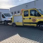 3 üzleti kép BÍRÓ AUTÓMENTÉS Autómentés ban/ben Balatonfüred VE