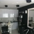 7 üzleti kép BLACK-WHITE-SZÉPSÉGSZALON Szépségszalon, kozmetika ban/ben Budapest