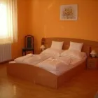 4 üzleti kép CSIRKE HOTEL ÉTTEREM Vendéglátás ban/ben Szeged CS