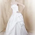 4 üzleti kép EDINA SZÁZSZORSZÉP ESKÜVŐI RUHASZALONJA Üzletek ban/ben Paks TO