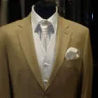 2 üzleti kép ÉRMEZEI JÓZSEF E.V. Varroda, ruhatervező ban/ben Budapest PE