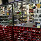 5 üzleti kép FATI BARKÁCSBOLT Üzletek ban/ben Cegléd PE