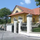 2 üzleti kép GARAMVÁRI SZŐLŐBIRTOK VINÁRIUM KFT. Vendéglátás ban/ben Budafok BU