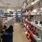 1 üzleti kép GYŐR PLÁZA Üzletek ban/ben Győr GS
