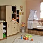 3 üzleti kép HANNA BABABOLT Üzletek ban/ben Komárom KE
