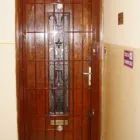 1 üzleti kép IFJ. KNAPP PÉTER Vagyonvédelem, biztonságtechnika ban/ben Budapest