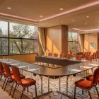 13 üzleti kép INTERCONTINENTAL BUDAPEST Üzleti szolgáltatások ban/ben Budapest PE