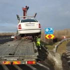 11 üzleti kép KAMIONMENTÉS-AUTÓMENTÉS Szállítás, logisztika ban/ben Győrújbarát GS