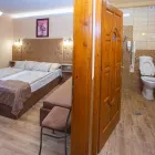 5 üzleti kép KIS PANZIÓ Termálfürdő, gyógyfürdő ban/ben Hajdúszoboszló HB