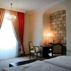 5 üzleti kép KRISTÁLY IMPERIAL HOTEL**** & ESTERHÁZY ÉTTEREM ,TATA Vendéglátás ban/ben Tata KE