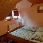 2 üzleti kép MARTON APARTMANHÁZ Utazási iroda ban/ben Keszthely ZA