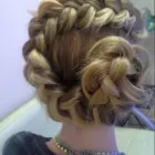 1 üzleti kép MMM SZÉPSÉGSZALON Szépségszalon, kozmetika ban/ben Budapest