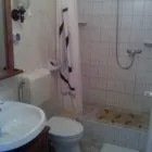 1 üzleti kép MÓNIKA PANZIÓ-TATA Motel, panzió ban/ben Tata KE