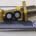 2 üzleti kép ÓCEÁN AUTOSBOLT- EAUTOSBOLT Üzletek ban/ben Budapest