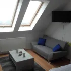 8 üzleti kép PE-KI APARTMAN VÁRPALOTA Idegenforgalom & Utazás ban/ben Várpalota VE