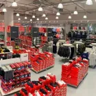 2 üzleti kép PUMA M3 OUTLET POLGAR Üzletek ban/ben Polgár HB