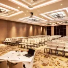 47 üzleti kép RADISSON BLU BÉKE HOTEL, BUDAPEST Vendéglátás ban/ben Budapest