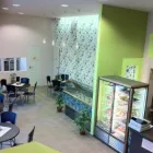 3 üzleti kép ROBERTO CUKRÁSZDA Vendéglátás ban/ben Tatabánya KE