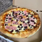 11 üzleti kép SAKÁLTANYA ÉTEL-ITAL KISZÁLLÍTÁS ÉS SÖRÖZŐ Pizzéria ban/ben Kakucs PE