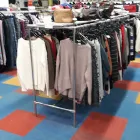 13 üzleti kép SECOND HAND Üzletek ban/ben Győr GS
