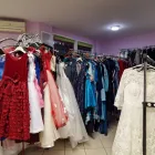 3 üzleti kép SECOND WEDDING Menyasszonyi ruha szalonok ban/ben Győr GS