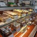 2 üzleti kép SZENT LŐRINC CONFECTIONERY Cukrászdák ban/ben Eger HE