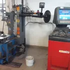 1 üzleti kép TI-CAR SZOLGÁLTATÓ ÉS KERESKDELMI BT. Földmunkagépek ban/ben Debrecen HB