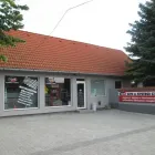 2 üzleti kép TÓTH AUTÓSHÁZ Autóalkatrészek és -felszerelések ban/ben Szekszárd TO