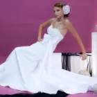 10 üzleti kép WHITEWEDDING Üzletek ban/ben Pécs BA