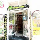 4 üzleti kép YAGA YAGA DESIGN SHOP Üzletek ban/ben Budapest