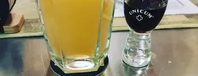 1 üzleti kép ARANYKUTYA SÖRÖZŐ Vendéglátás ban/ben Tatabánya KE