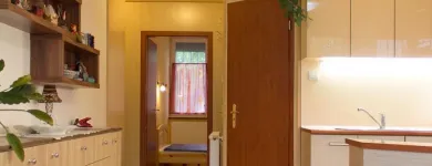 2 üzleti kép ASZTALOS BUDAPEST 16. Üzletek ban/ben - PE