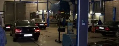 3 üzleti kép AUTO UNIO 2000 KFT Autó-, motorszerviz ban/ben Budapest PE