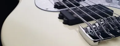 4 üzleti kép BASSPRO HANGSZERBOLT Hangszerek ban/ben Budapest PE