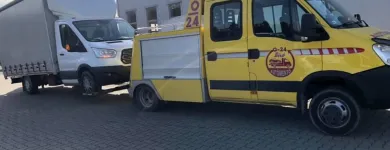 3 üzleti kép BÍRÓ AUTÓMENTÉS Autómentés ban/ben Balatonfüred VE