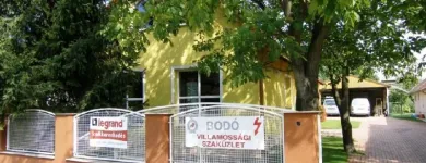 2 üzleti kép BODÓ VILL 88 KFT. Villamossági és szerelési anyagok ban/ben Komárom KE