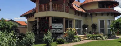 6 üzleti kép CSIKÓS TIBOR Utazási iroda ban/ben Zamárdi SO