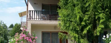 10 üzleti kép CSIKÓS TIBOR Utazási iroda ban/ben Zamárdi SO