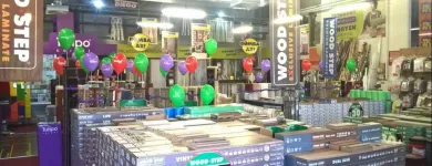 6 üzleti kép DIEGO MONOR Üzletek ban/ben Monor PE