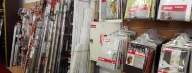 14 üzleti kép DIEGO MONOR Üzletek ban/ben Monor PE