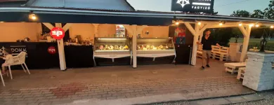 2 üzleti kép DOKK FAGYIZÓ Fagylalt, jégkrém ban/ben Zamárdi SO