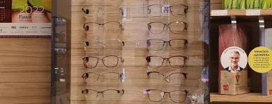 5 üzleti kép EGYES OPTIKA Optika, optikai cikkek ban/ben Budapest PE