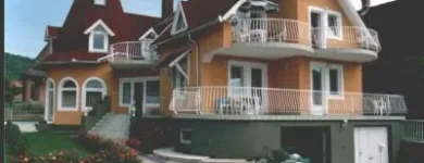 1 üzleti kép EKKER VILLA-EKKER TIBOR Motel, panzió ban/ben Balatonfüred VE