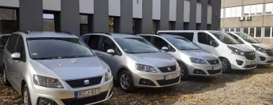 3 üzleti kép EL-SZÁLLÍT REPTÉRI TRANSZFER Repülőtéri transzfer ban/ben Debrecen HB