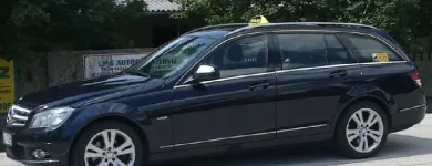 1 üzleti kép ESZTERGOM TAXI TAXI RENDELÉS 30/6340-403 33/313-131 Taxi ban/ben Esztergom KE
