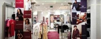 10 üzleti kép FLESHPINK BELSŐÉPITÉSZET Otthon és Építőipar ban/ben Szolnok JN